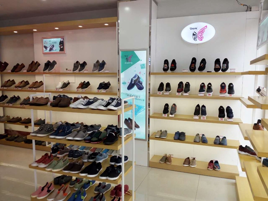 贺：京城印象老北京布鞋加盟店江苏高老板盛大开业！