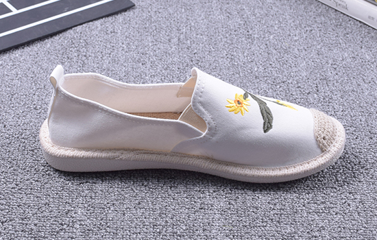 老北京布鞋，京城印象布鞋，178016C米色