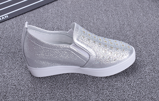 老北京布鞋，京城印象布鞋， 160009C银色