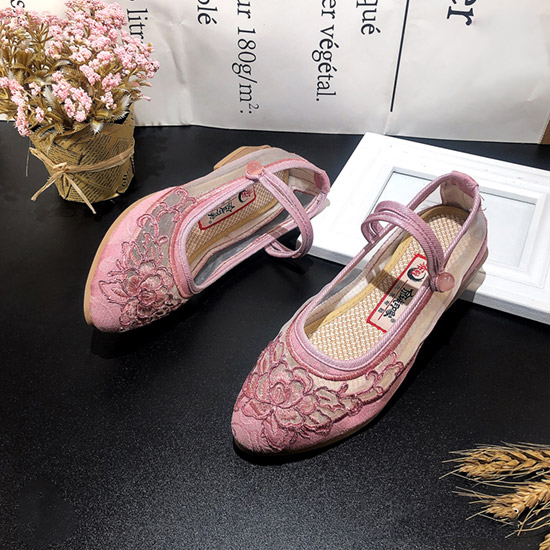 京城印象——潮鞋行业如何更好地吸引消费者